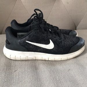 Women’s nike free run shoes